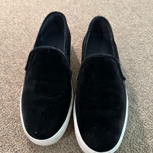 Vince Blair Sneakers. Women’s sz 8.5. Dark gray velvet.